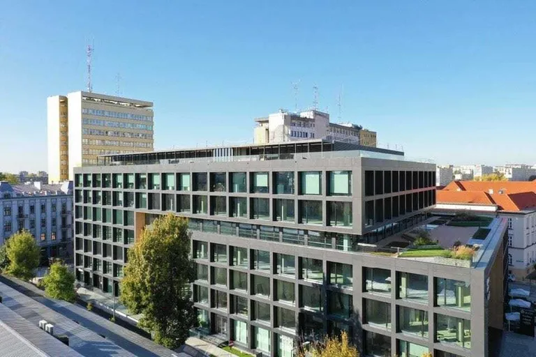 6Spokojna2_LBN_dach
